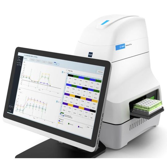 The Agilent Seahorse XF Flex Analyzer on a white background 